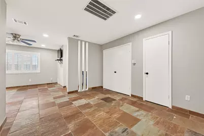 1142 Pinecroft Drive, Sugar Land, TX 77498 - Photo 20