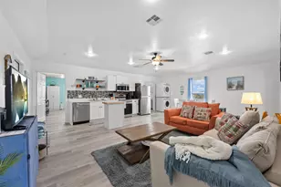 818 Surf Dr, Surfside Beach, TX 77541 - Photo 8