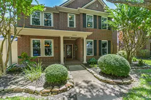 16910 Cottonwood Way, Houston, TX 77059 - Photo 2