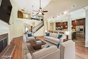 16910 Cottonwood Way, Houston, TX 77059 - Photo 6