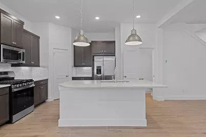 516 Red Cascade Trail, Willis, TX 77318 - Photo 2