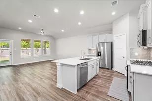 14334 Winema View Ln, Conroe, TX 77384 - Photo 4