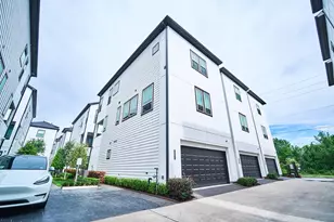 2802 Grand Fountains Dr, Houston, TX 77054 - Photo 2