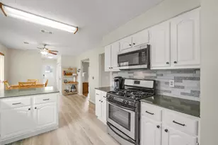 10410 Dude Rd, Houston, TX 77064 - Photo 2