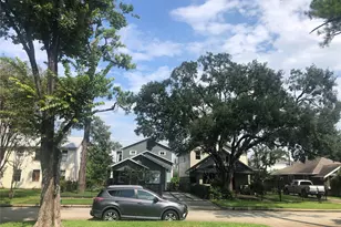 1819 Cortlandt St, Houston, TX 77008 - Photo 8