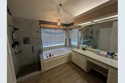 9222 Symphonic Lane, Houston, TX 77040 - Photo 12