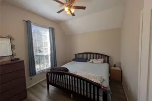 9222 Symphonic Ln, Houston, TX 77040 - Photo 14