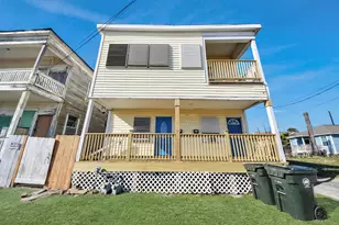 1213 28th St, Galveston, TX 77550 - Photo 30