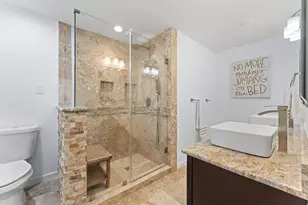 5511 Queensloch Dr, Houston, TX 77096 - Photo 16