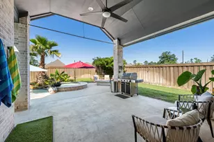 27026 Golden Knoll Dr, Magnolia, TX 77354 - Photo 2