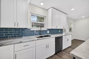 11107 Cedarhurst Dr, Houston, TX 77096 - Photo 8