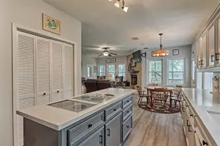 15012 Lake Paula Dr, Willis, TX 77318 - Photo 20