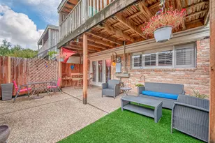 12967 Trail Hollow Dr, Houston, TX 77079 - Photo 32