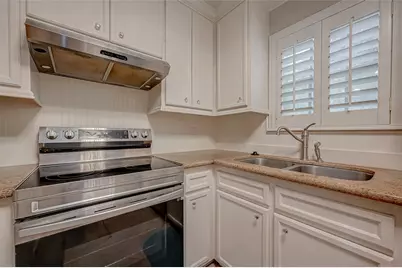 12967 Trail Hollow Drive #2967, Houston, TX 77079 - Photo 14