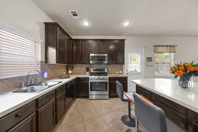 24415 Lakecrest Bend Drive, Katy, TX 77493 - Photo 10