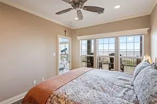 774 Wommack, Crystal Beach, TX 77650 - Photo 30