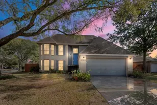 17314 Edenbridge Ct, Spring, TX 77379 - Photo 2