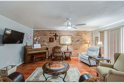 74 Cayenne Common, Lake Jackson, TX 77566 - Photo 12