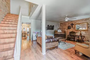 74 Cayenne Common, Lake Jackson, TX 77566 - Photo 8
