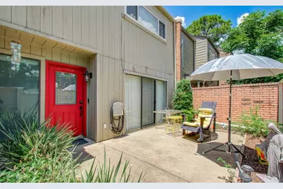74 Cayenne Common, Lake Jackson, TX 77566 - Photo 4