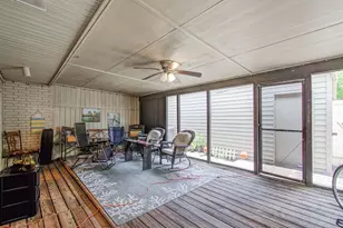 74 Cayenne Common, Lake Jackson, TX 77566 - Photo 32