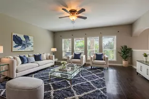 2535 Flycatcher Cove Dr, League City, TX 77573 - Photo 2