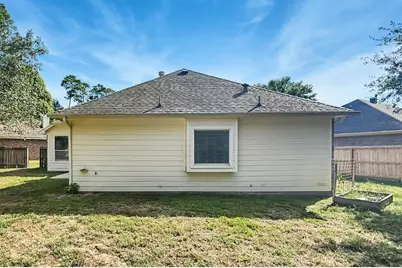 2225 Highland Hills Drive, Conroe, TX 77304 - Photo 16