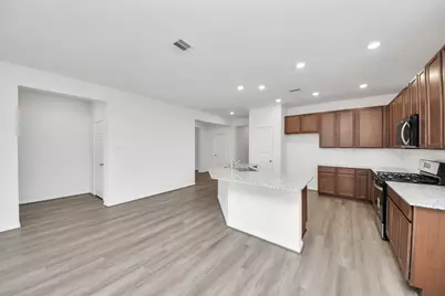 18211 Hidden Dahlia Drive, Tomball, TX 77377 - Photo 8