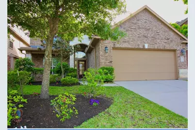 158 Black Swan Place, The Woodlands, TX 77354 - Photo 1