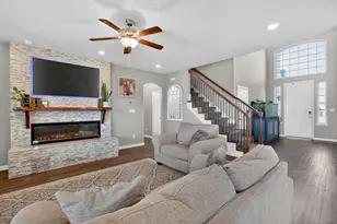 2001 Shimla Dr, Bryan, TX 77807 - Photo 2