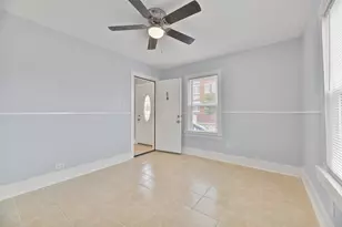 909 28th St, Galveston, TX 77550 - Photo 4