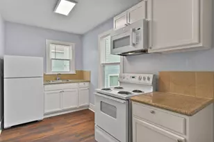 909 28th St, Galveston, TX 77550 - Photo 22