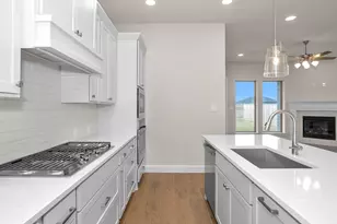 11127 Midland Hawthorn Pl, Cypress, TX 77433 - Photo 10