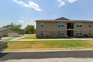 1501 Newland Dr, Gainesville, TX 76240 - Photo 2