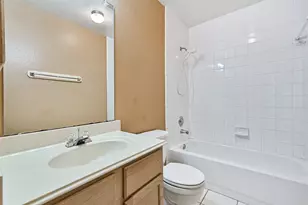 914 Chase Creek Cir, Bacliff, TX 77518 - Photo 26