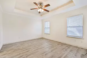 914 Chase Creek Cir, Bacliff, TX 77518 - Photo 18