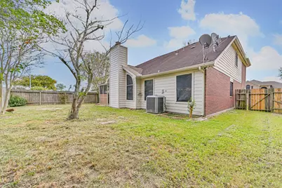 914 Chase Creek Circle, Bacliff, TX 77518 - Photo 32