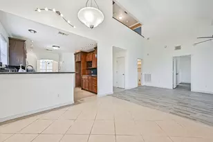 914 Chase Creek Cir, Bacliff, TX 77518 - Photo 16