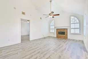 914 Chase Creek Cir, Bacliff, TX 77518 - Photo 12