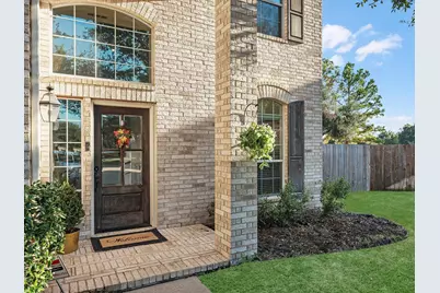 10802 Lake Raven Court, Cypress, TX 77433 - Photo 4