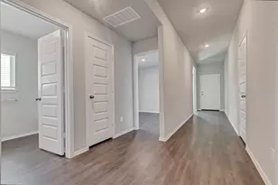 261 Gallant Front Trl, Magnolia, TX 77354 - Photo 6