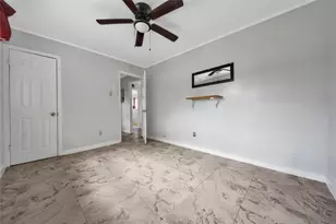 2310 Kabee St, Houston, TX 77020 - Photo 10