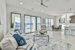 199 Waterpoint Ct, Montgomery, TX 77356 - Photo 2