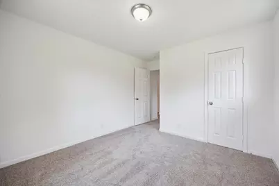 5111 Clover Street #B, Houston, TX 77033 - Photo 6
