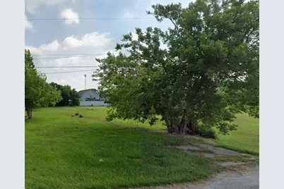 4714 Highway 6, Hitchcock, TX 77563 - Photo 1