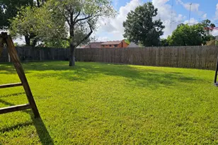 8435 Quail Hills Dr, Missouri City, TX 77489 - Photo 6
