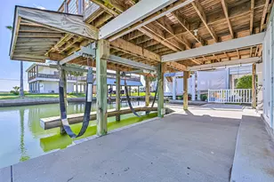 4230 Spanish Main, Jamaica Beach, TX 77554 - Photo 10