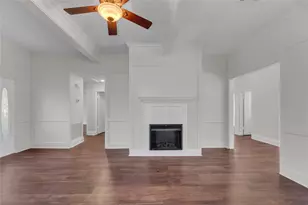 303 South Franklin, La Grange, TX 78945 - Photo 8
