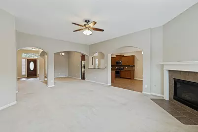 150 Magnolia Grove Lane, Conroe, TX 77384 - Photo 8