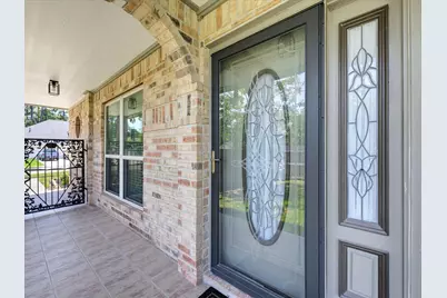 107 Cliffbrook Lane, Cleveland, TX 77327 - Photo 4